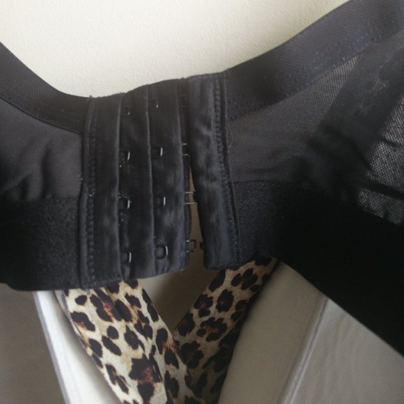 Deesee Leopard Bra 46D - Picture 4 of 9